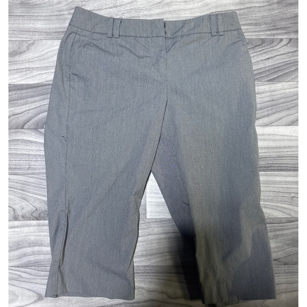New York and Company Gray Striped Capri Pants Women Size 2 Cropped Dress Slacks